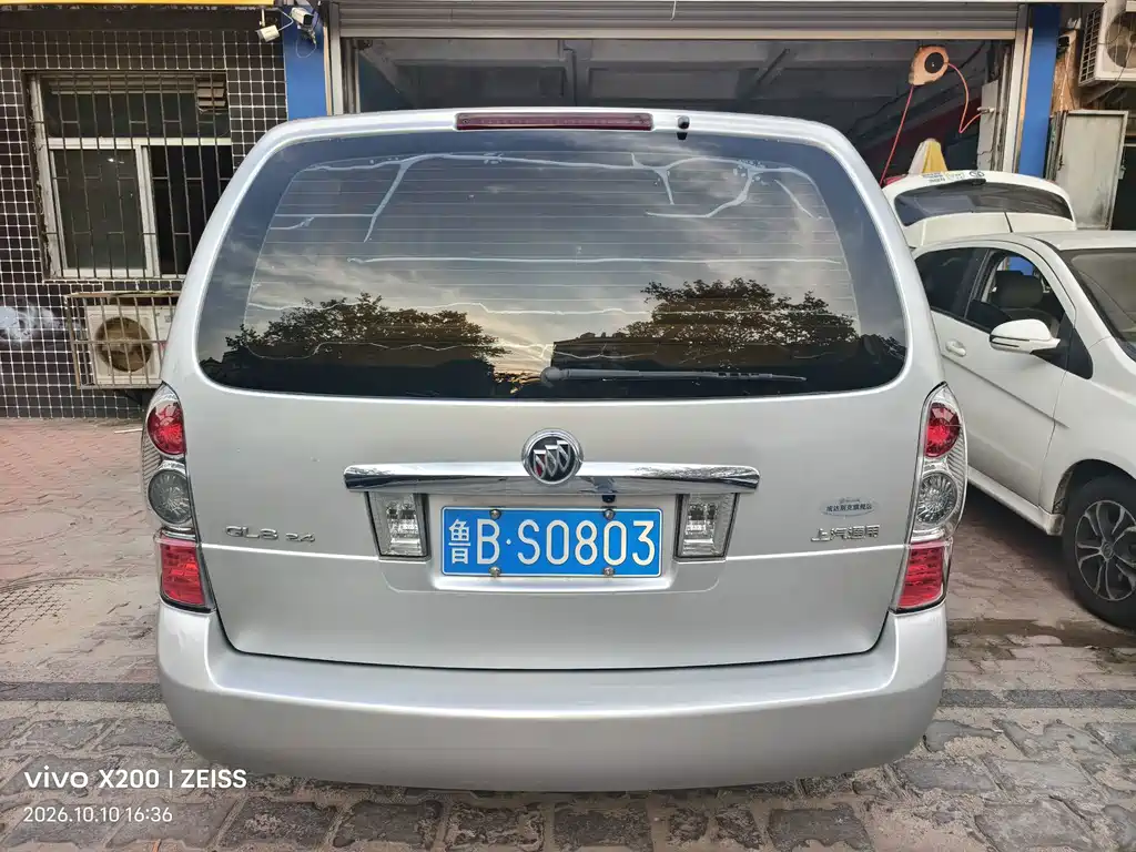 Buick GL8 — миниатюра 5