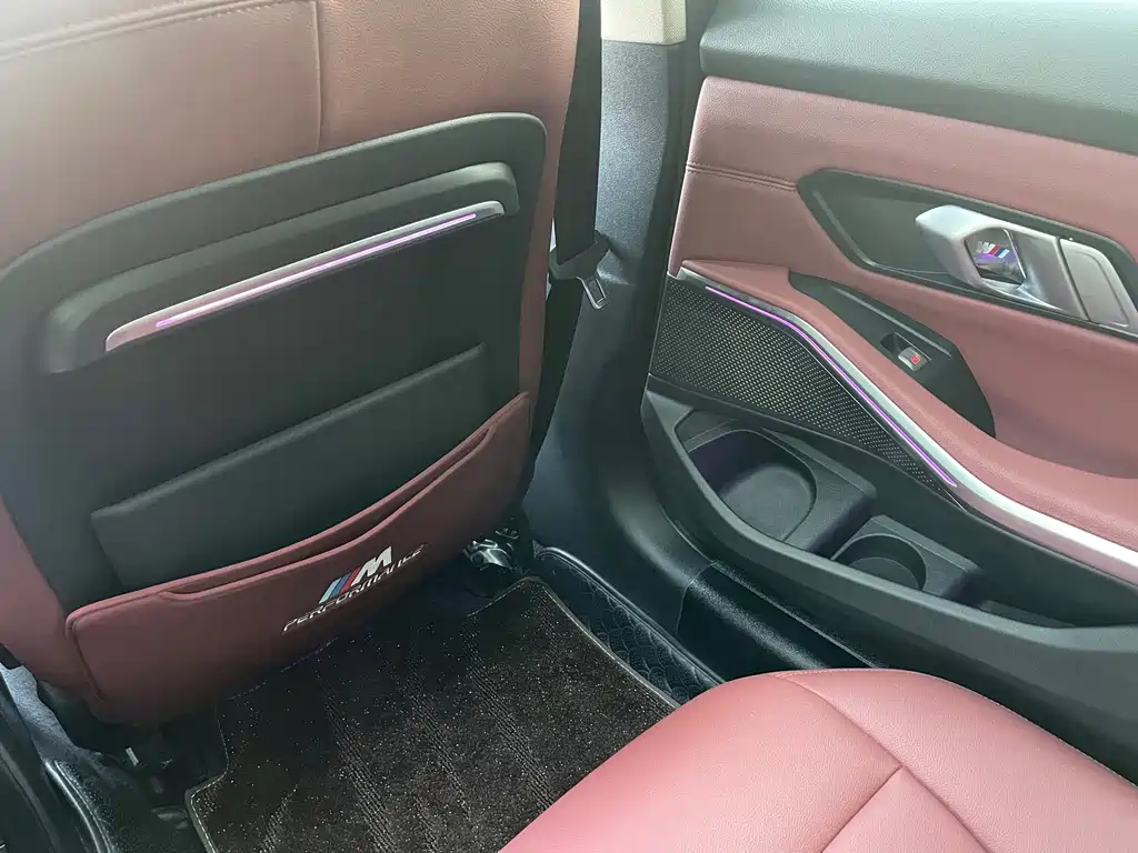 BMW 3 Series — миниатюра 13