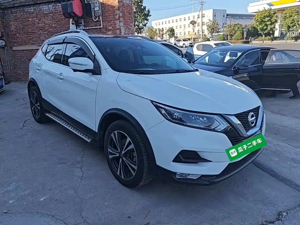 Nissan Qashqai — миниатюра 4