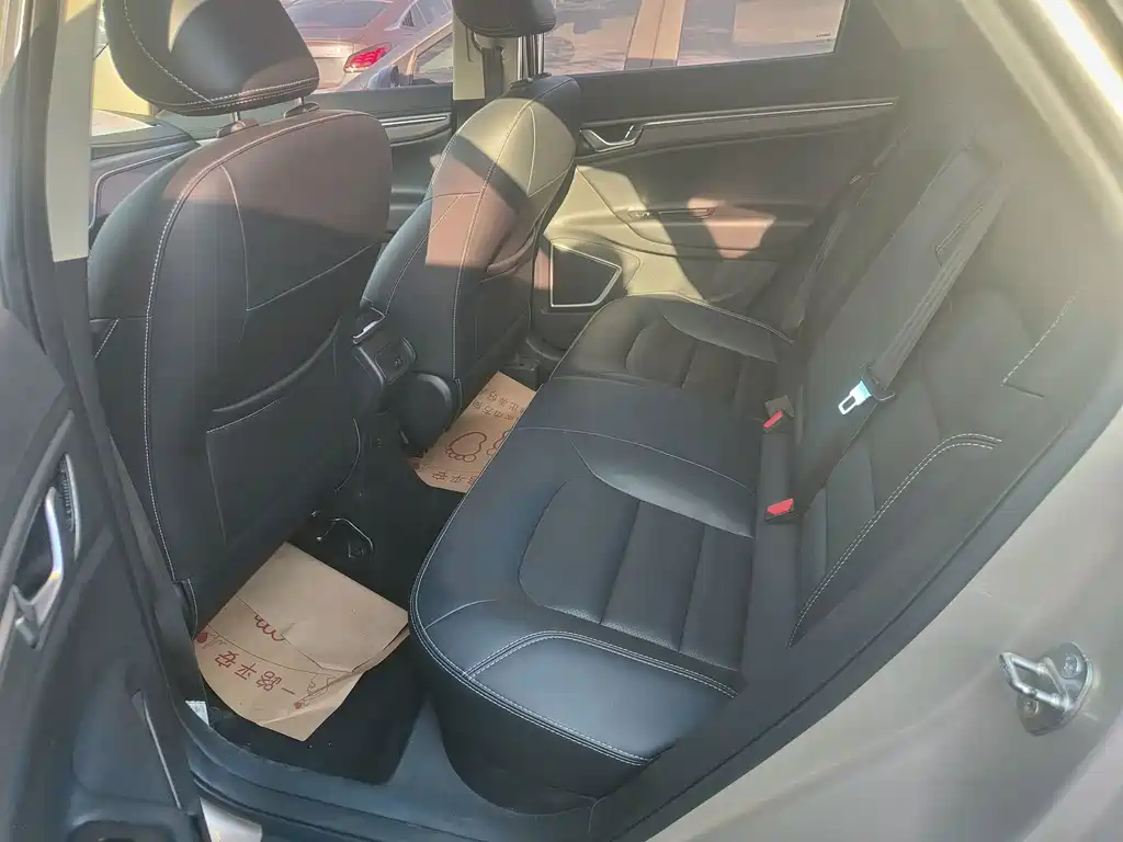 Geely Emgrand GS — миниатюра 6