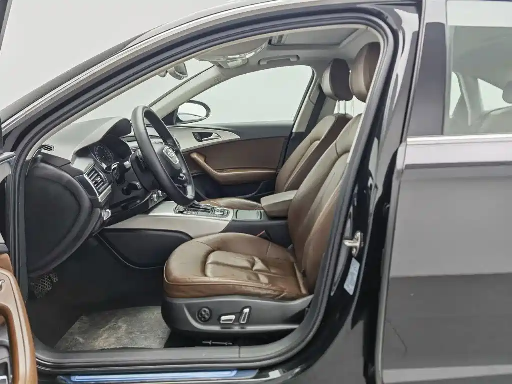 Audi A6L — миниатюра 10