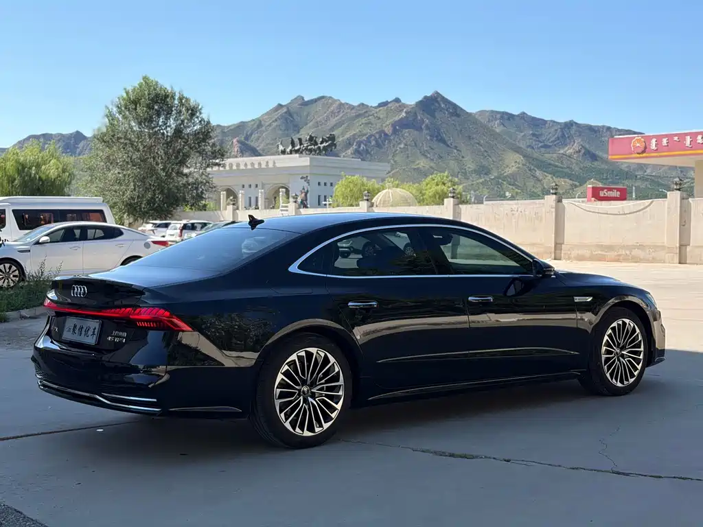 Audi A7L — миниатюра 25