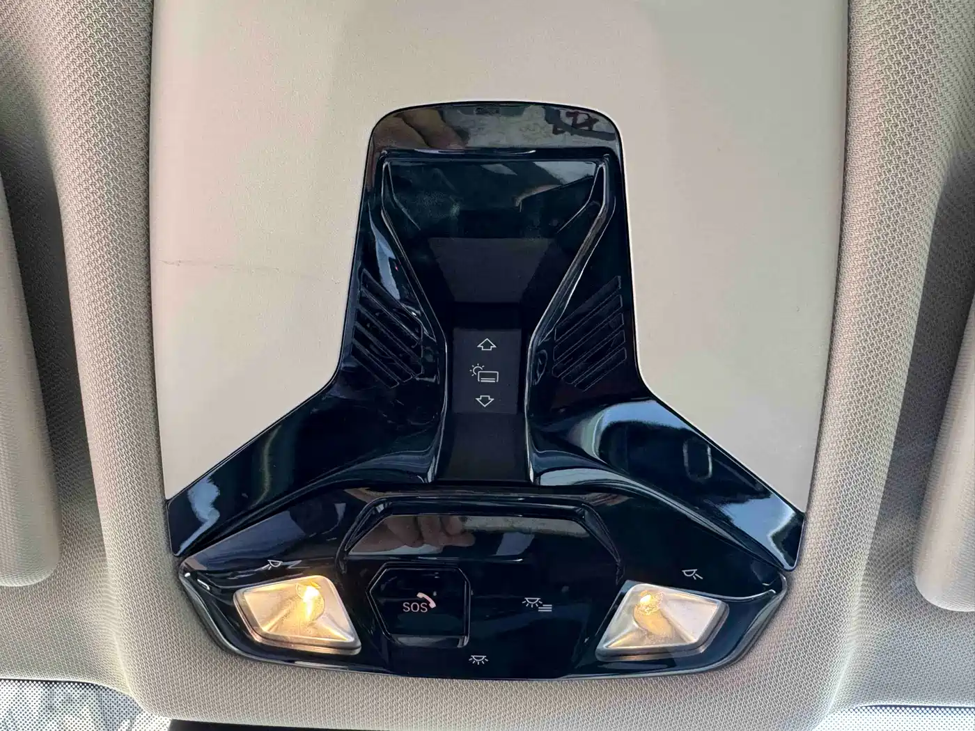 BMW X1 id 4514325 из Китая 16