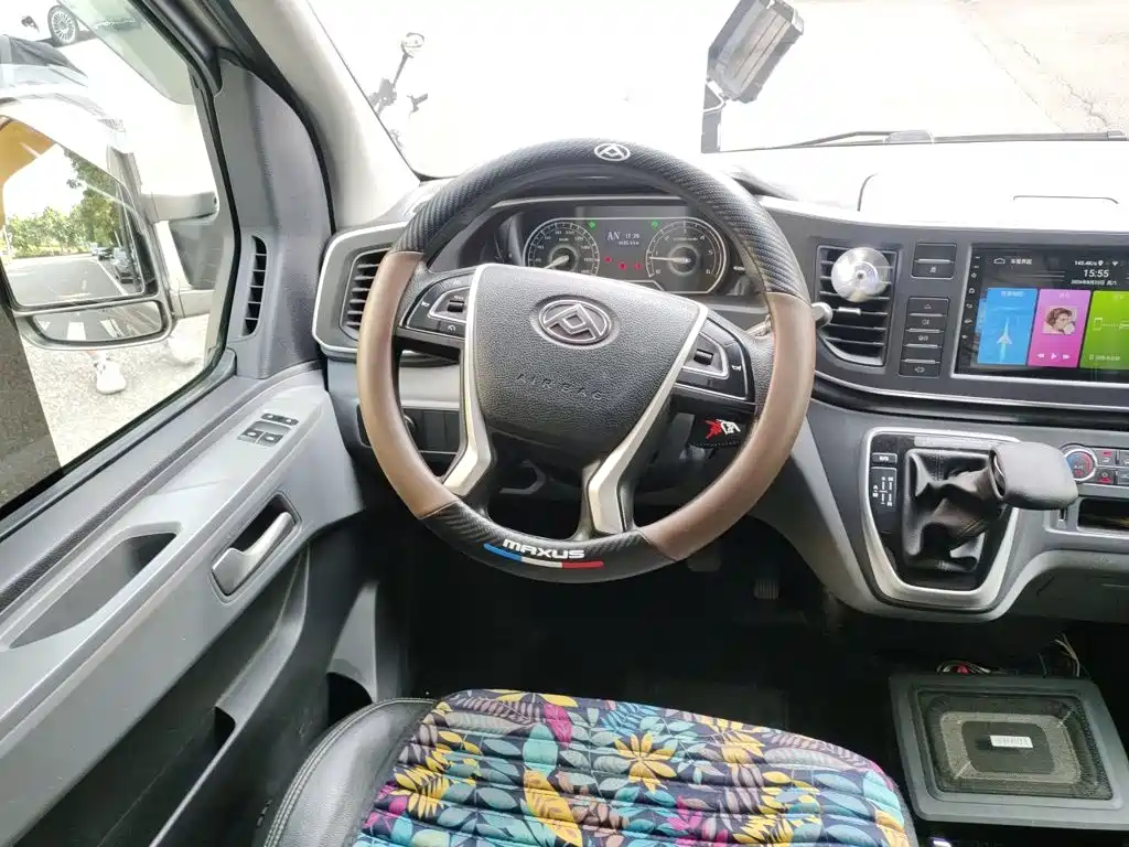 Maxus V80 — миниатюра 3