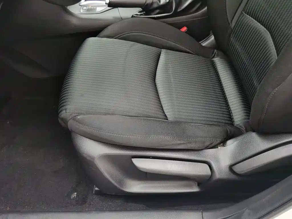 Mazda 3 Axela — миниатюра 20