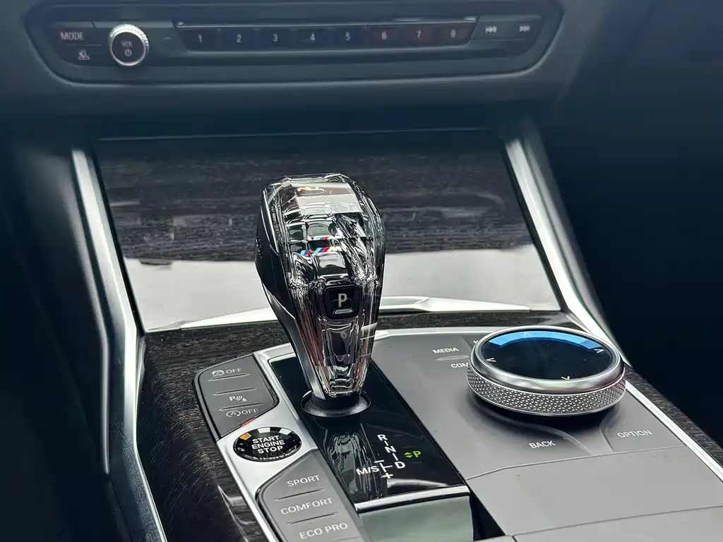 BMW 3 Series — миниатюра 12