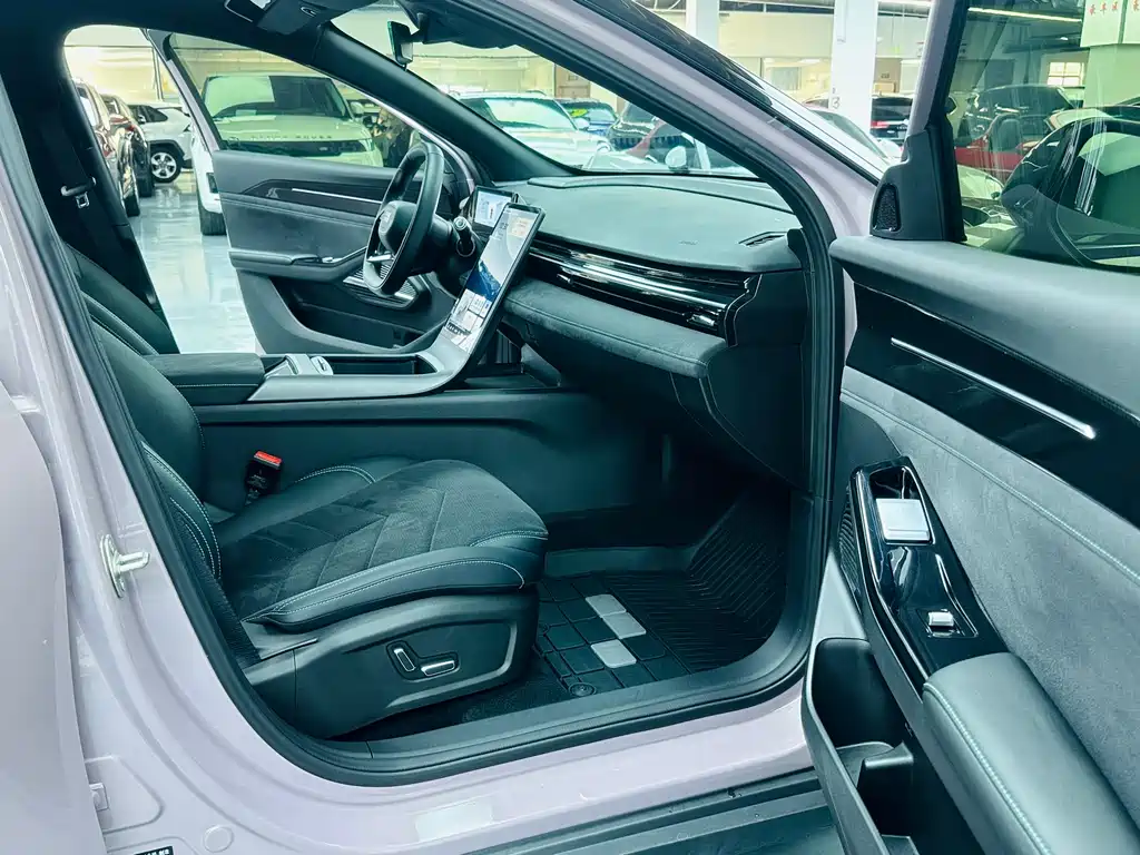 GEELY GALAXY GALAXY L6