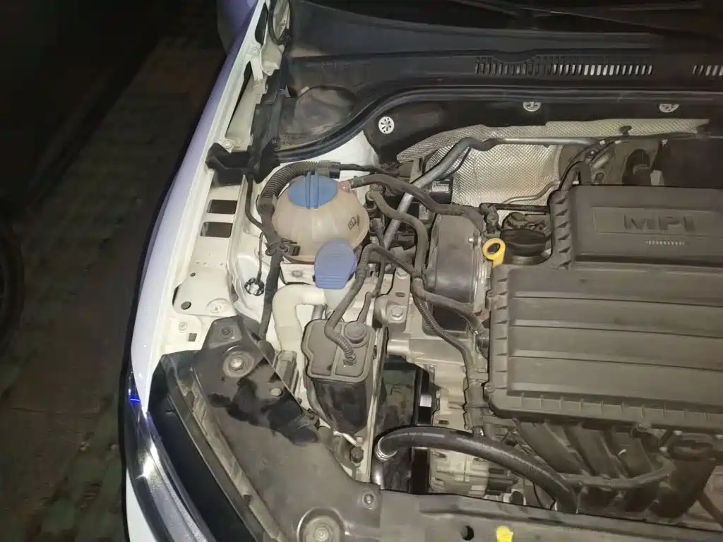 Volkswagen Sagitar — миниатюра 20