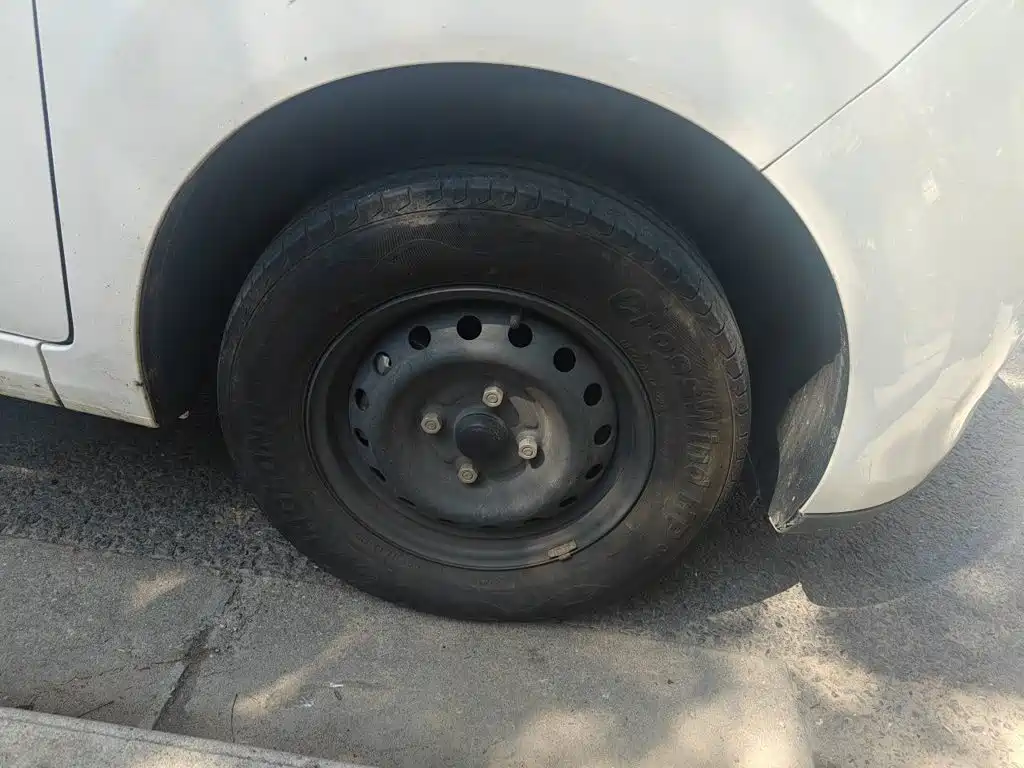 Wuling Hongguang EV — миниатюра 8