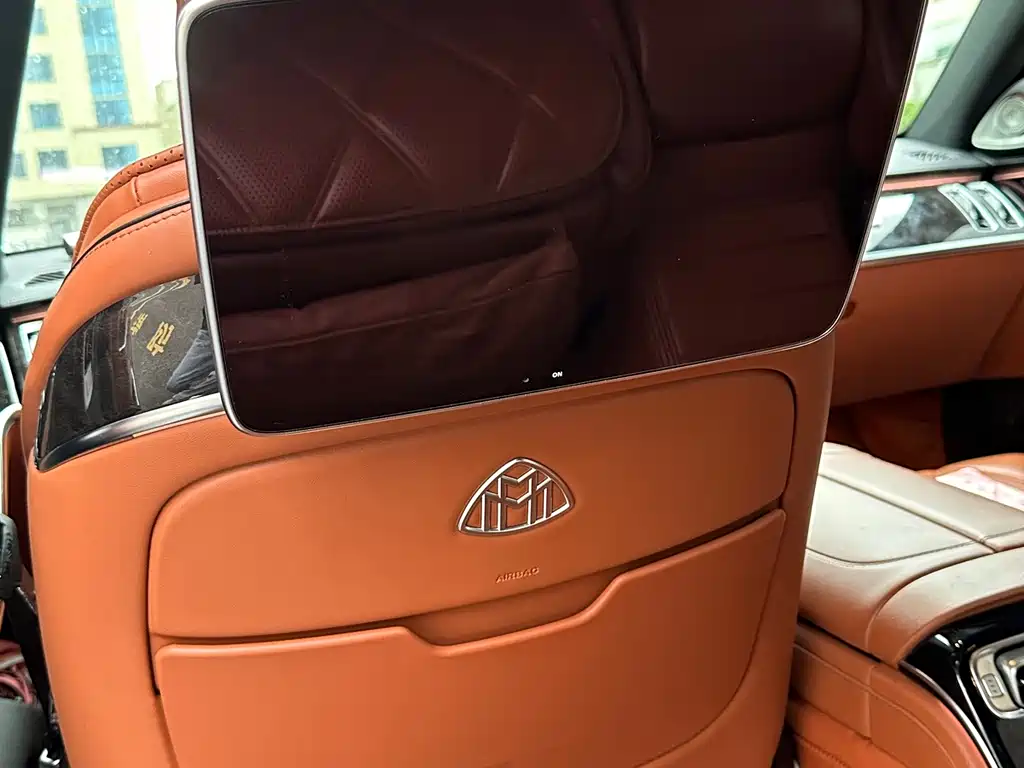 Mercedes-Benz S-Class — миниатюра 11