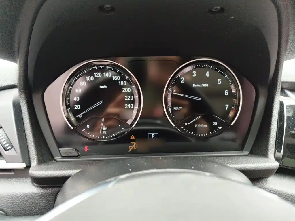 BMW 2 Series Active Tourer — миниатюра 4