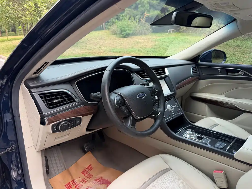 Ford Taurus — миниатюра 8