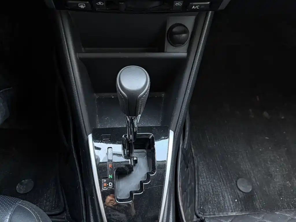 TOYOTA YARIS L ZHIXUAN