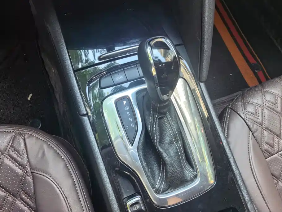 Buick Regal — миниатюра 16