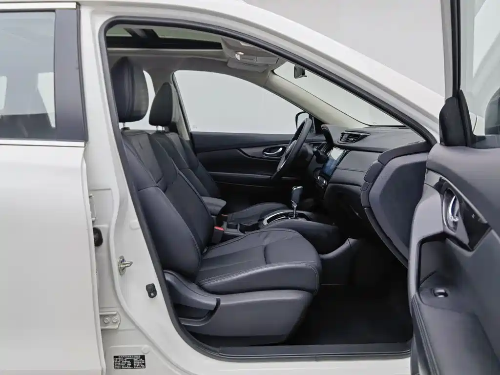 Nissan X-Trail — миниатюра 23