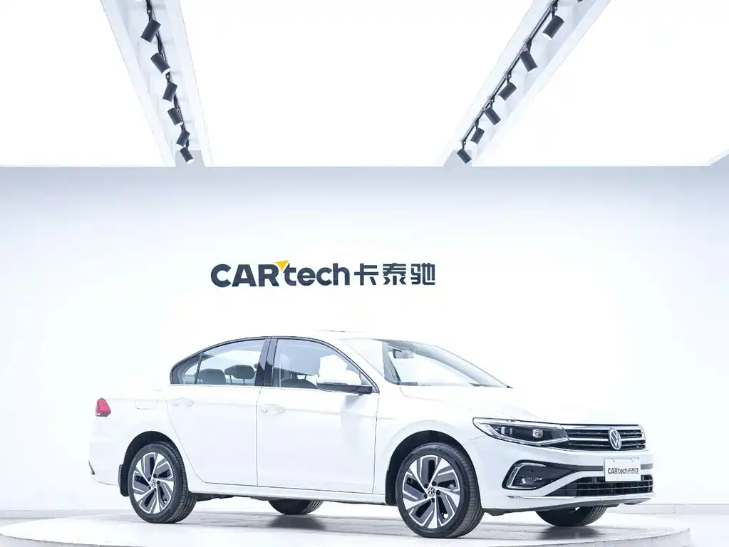 Volkswagen Bora — миниатюра 2