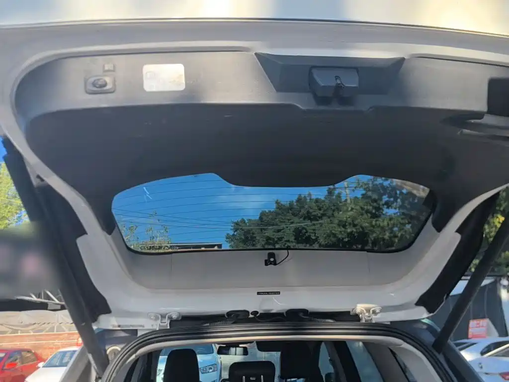 Ford Kuga — миниатюра 19