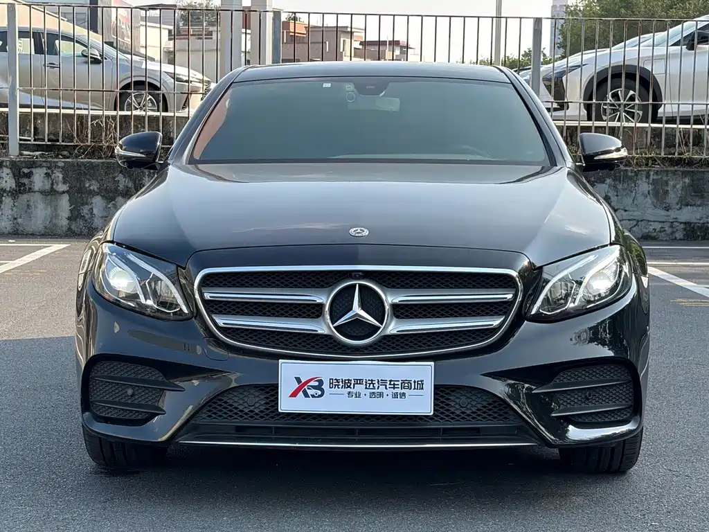 Mercedes-Benz E-Class — миниатюра 2