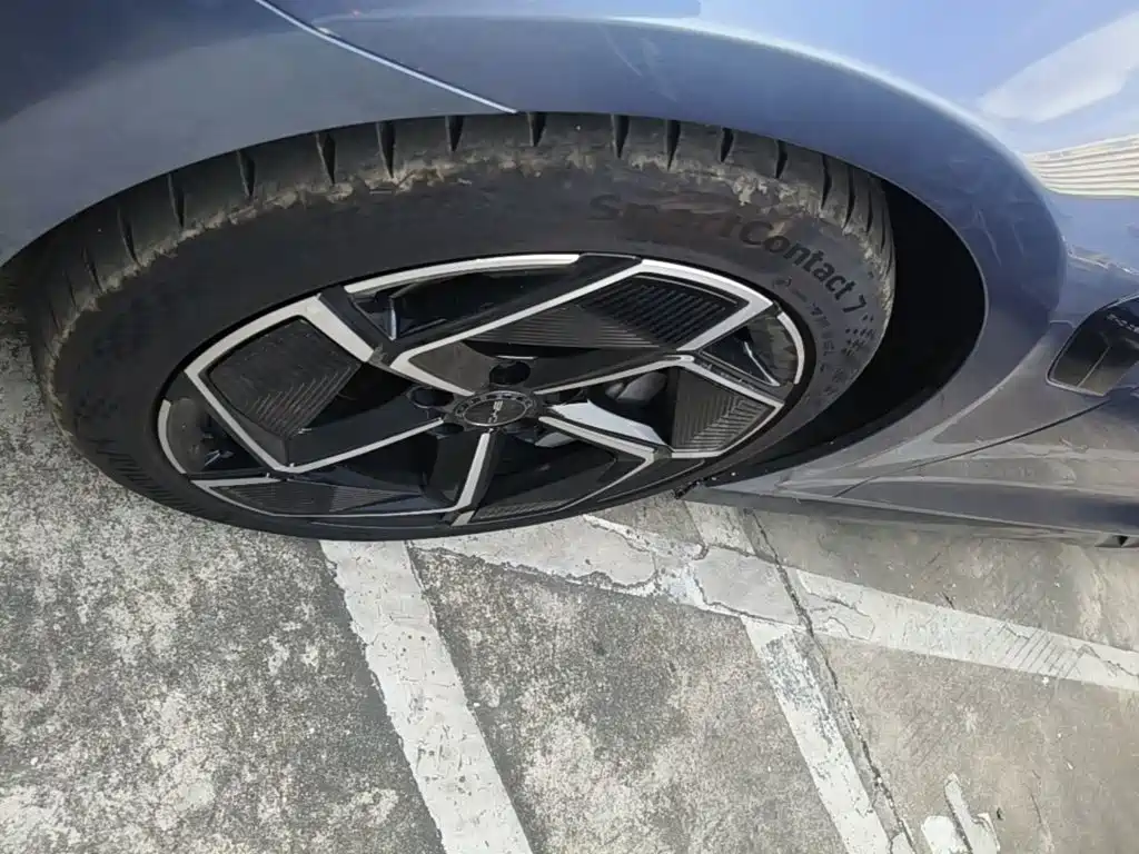 BYD Seal — миниатюра 23