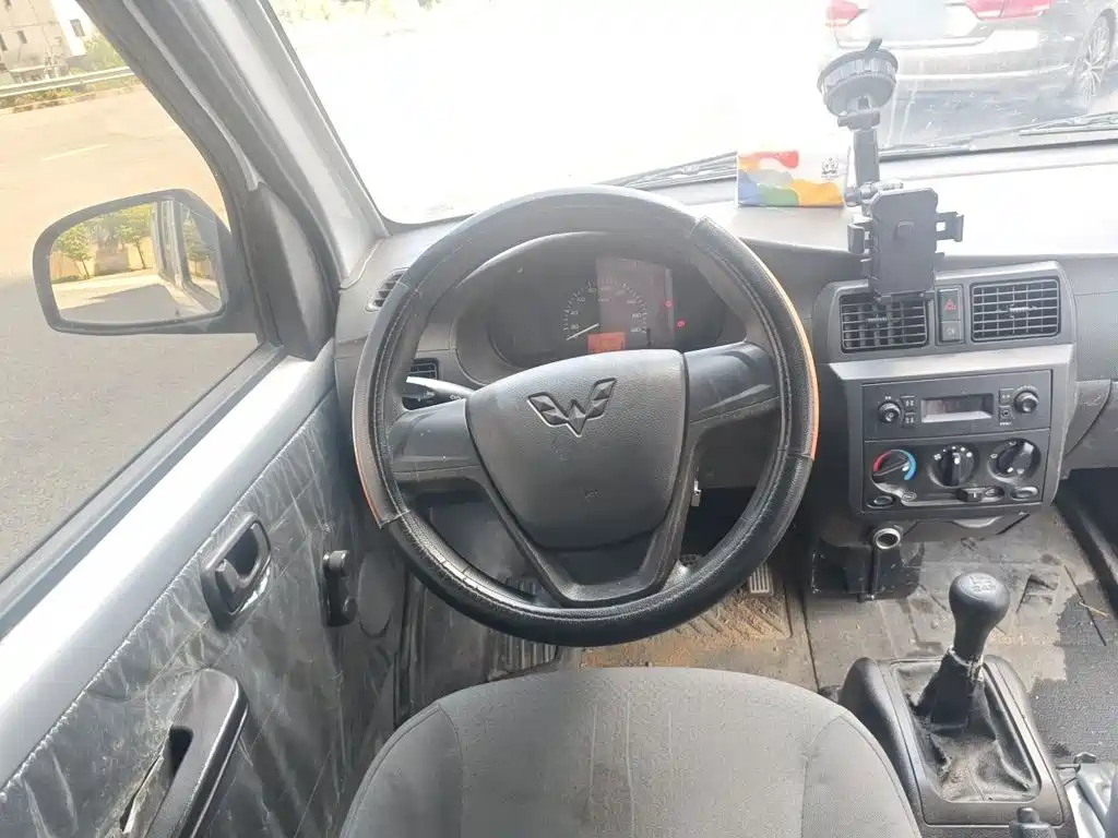 Wuling Rongguang — миниатюра 6