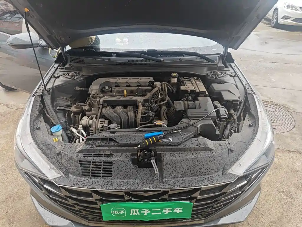 Hyundai Elantra — миниатюра 16
