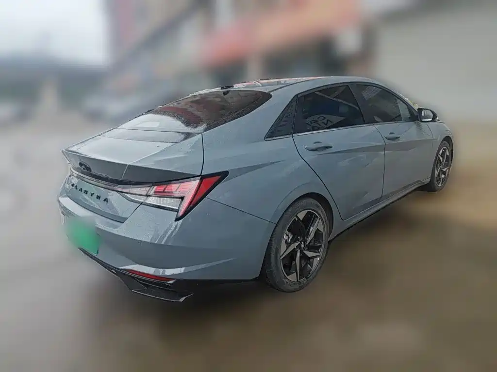 Hyundai Elantra — миниатюра 4
