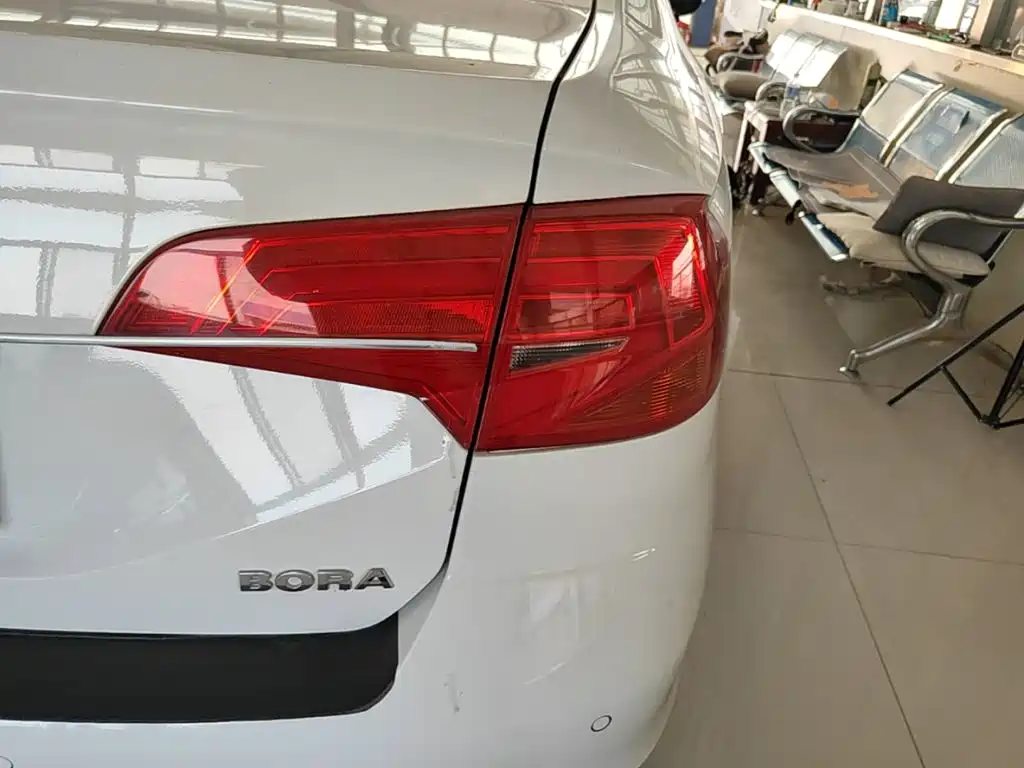 Volkswagen Bora — миниатюра 24