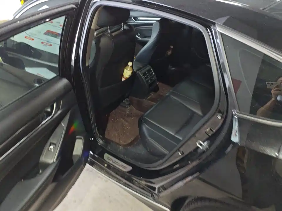 Honda Accord — миниатюра 6