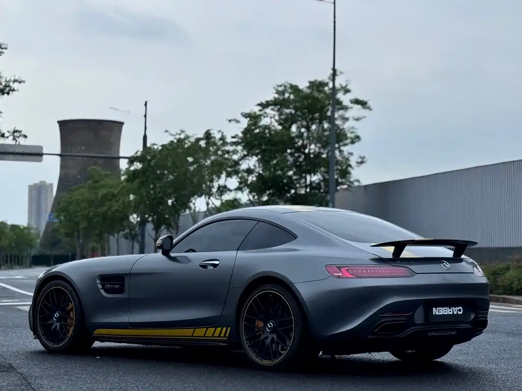 MERCEDES-BENZ AMG GT