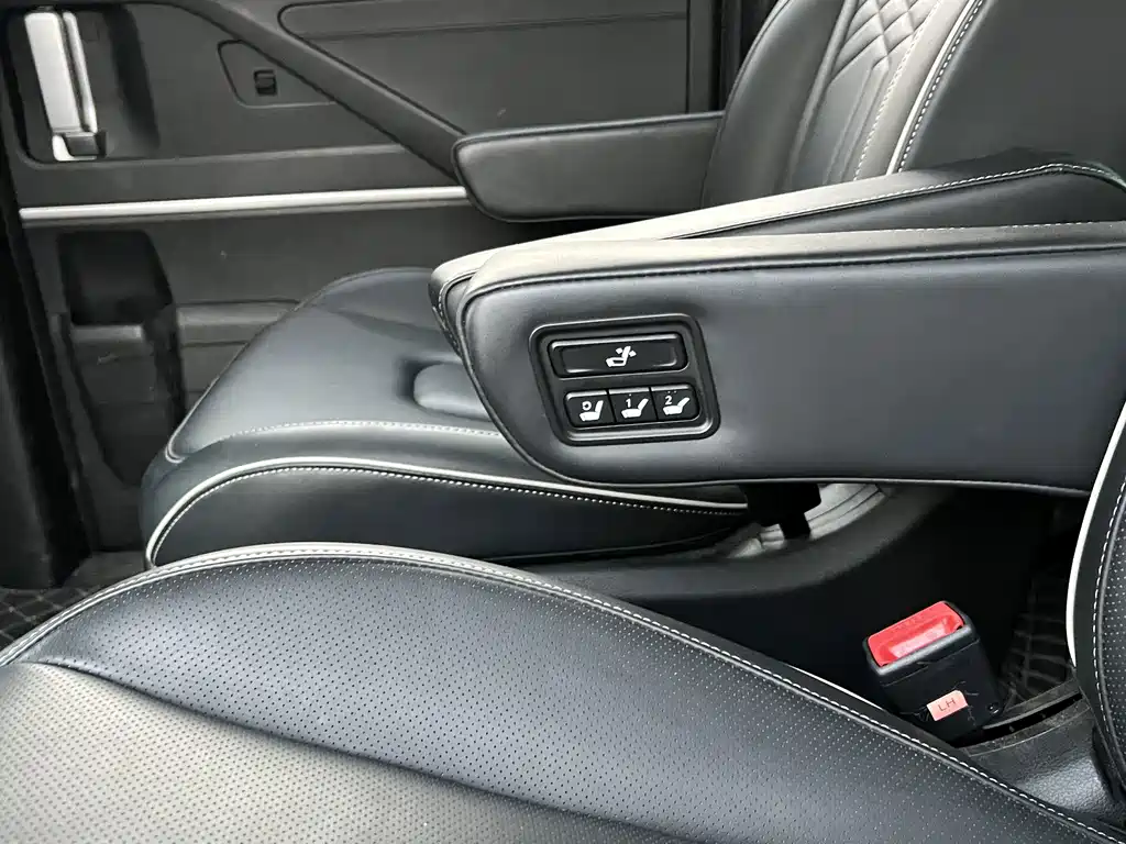 Hyundai Custo — миниатюра 17