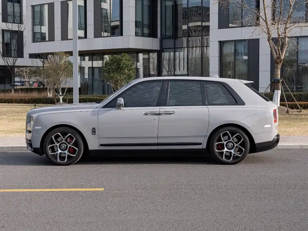 ROLLS-ROYCE CULLINAN