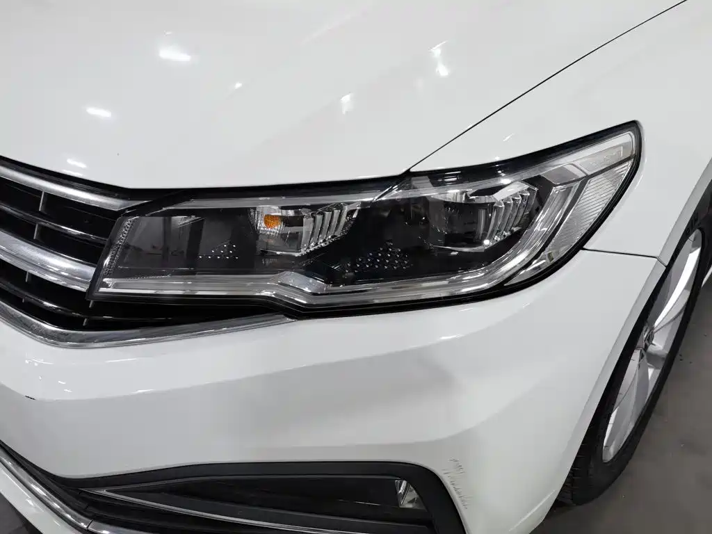 Volkswagen Bora — миниатюра 7
