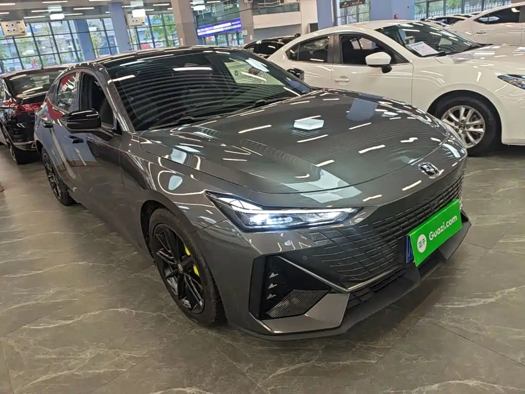 Changan UNI-V — миниатюра 4
