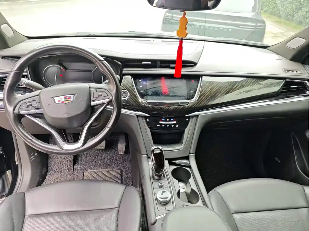 Cadillac XT6 — миниатюра 4
