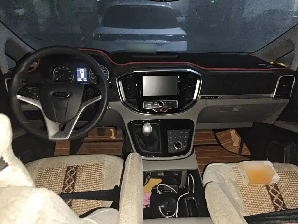 JAC Refine Refine M4 — миниатюра 5