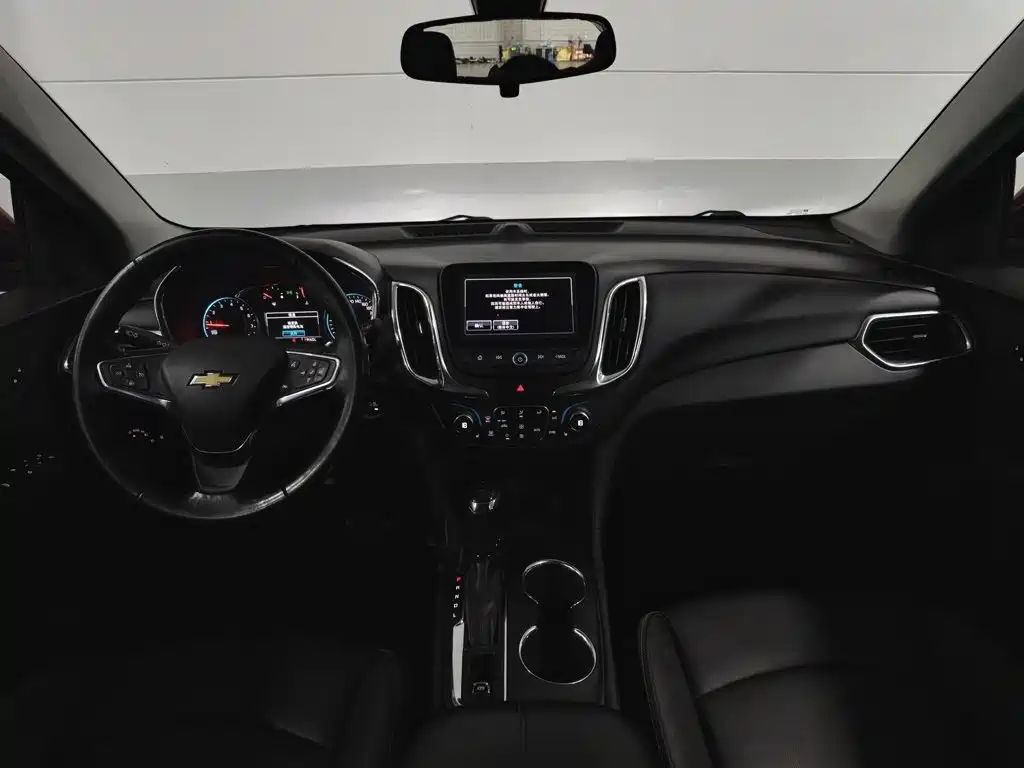 Chevrolet Equinox — миниатюра 5