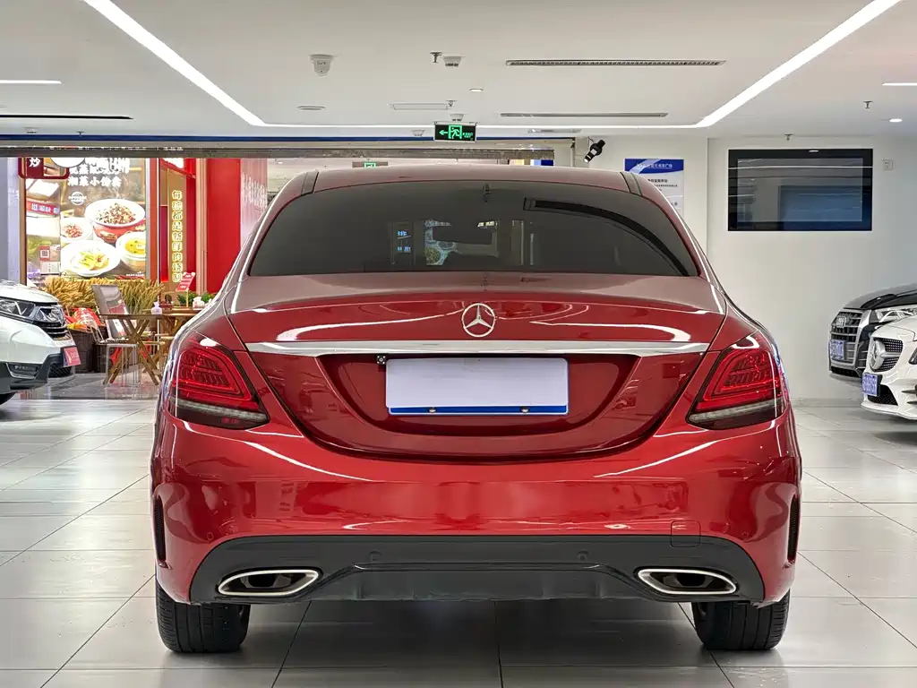 Mercedes-Benz C-Class — миниатюра 6