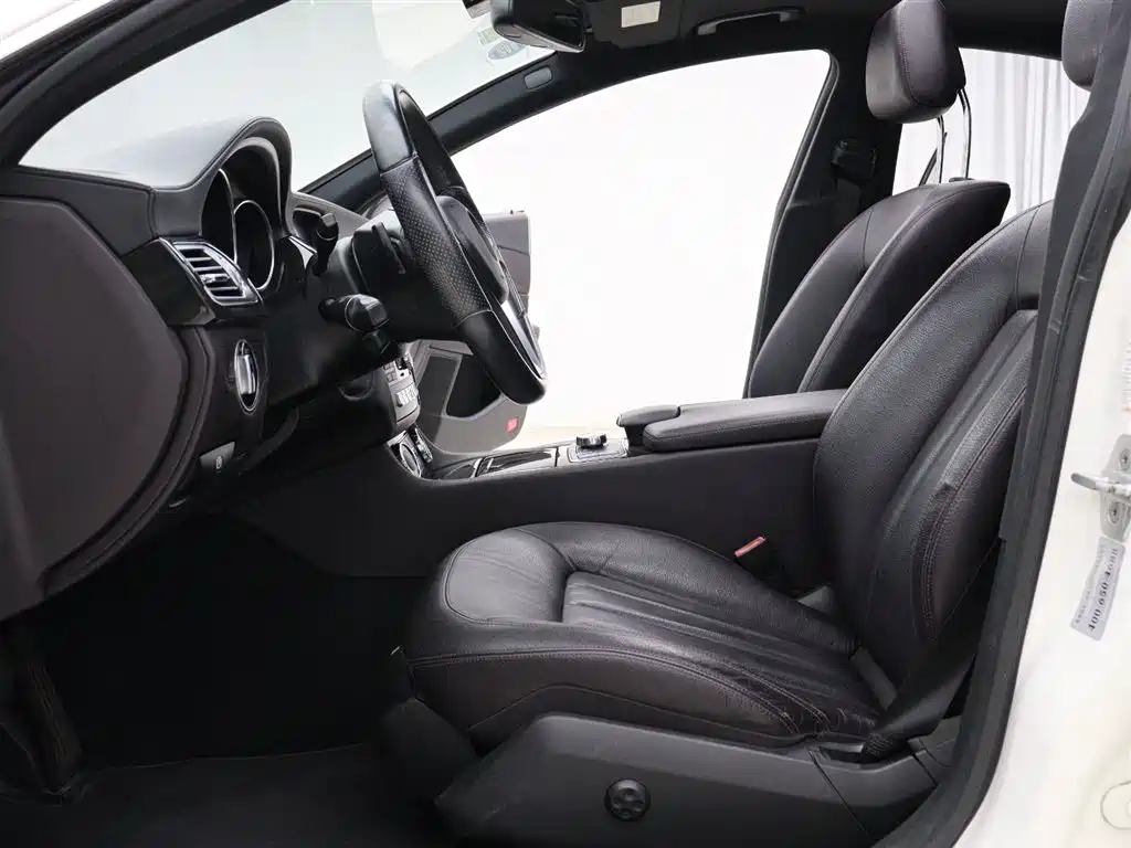 Mercedes-Benz CLS 2012 CLS 300 CGI
