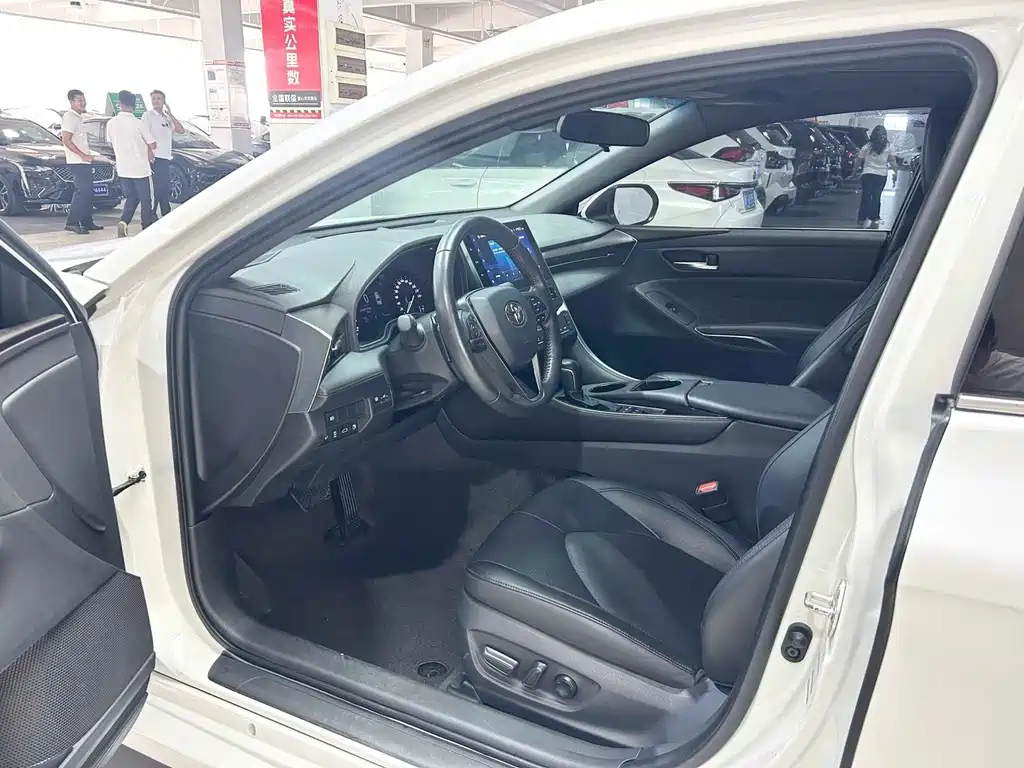 Toyota Avalon — миниатюра 4