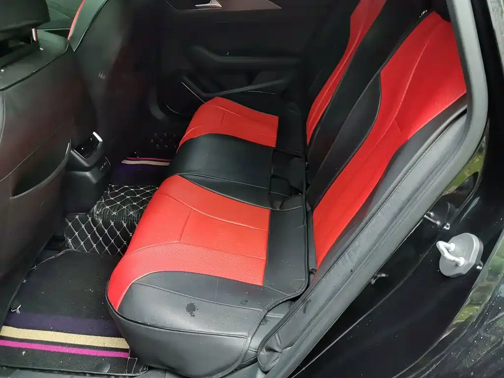 Hongqi Hongqi H5 — миниатюра 13