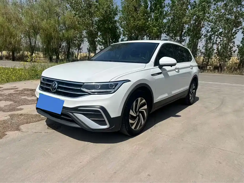 Volkswagen Tiguan L 2023