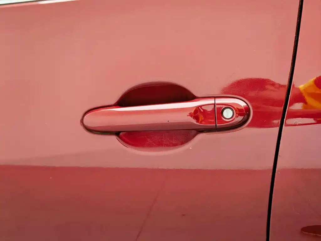 Nissan Tiida — миниатюра 18