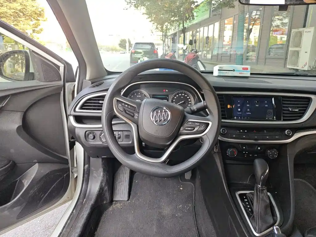 Buick Excelle — миниатюра 6
