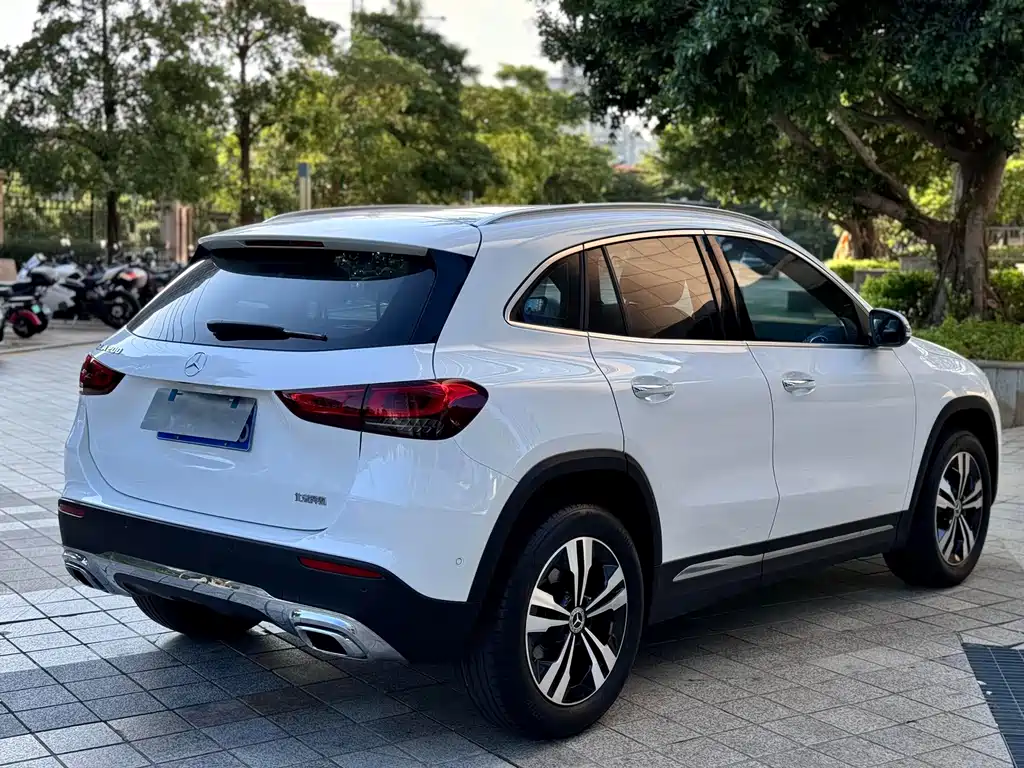 Mercedes-Benz GLA — миниатюра 6