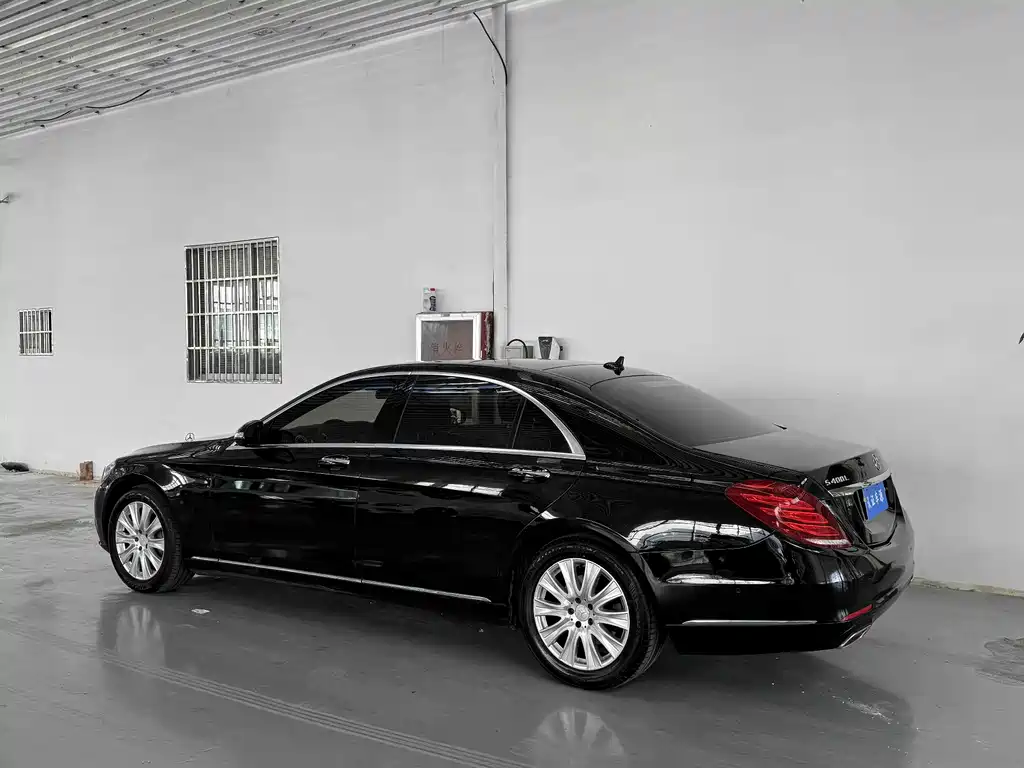 Mercedes-Benz S-Class — миниатюра 2