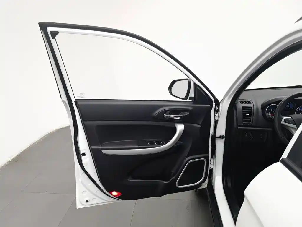 Changan CS35 — миниатюра 8