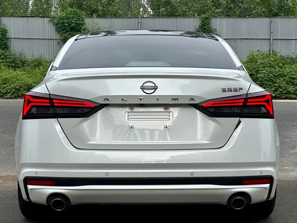 Nissan Teana — миниатюра 5