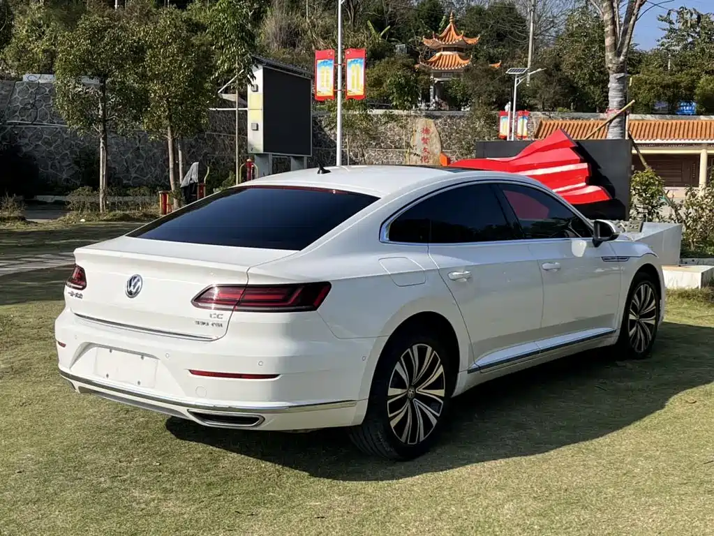 Volkswagen CC — миниатюра 17