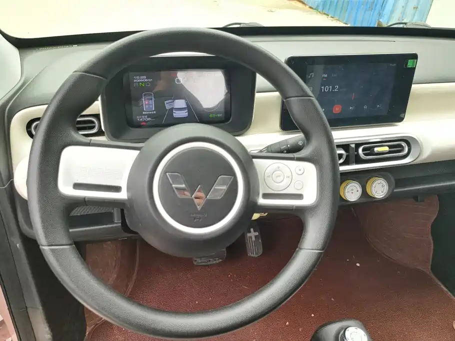 Wuling MINIEV — миниатюра 15