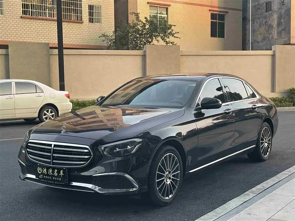 Mercedes-Benz E-Class 2023